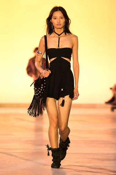 Look 33